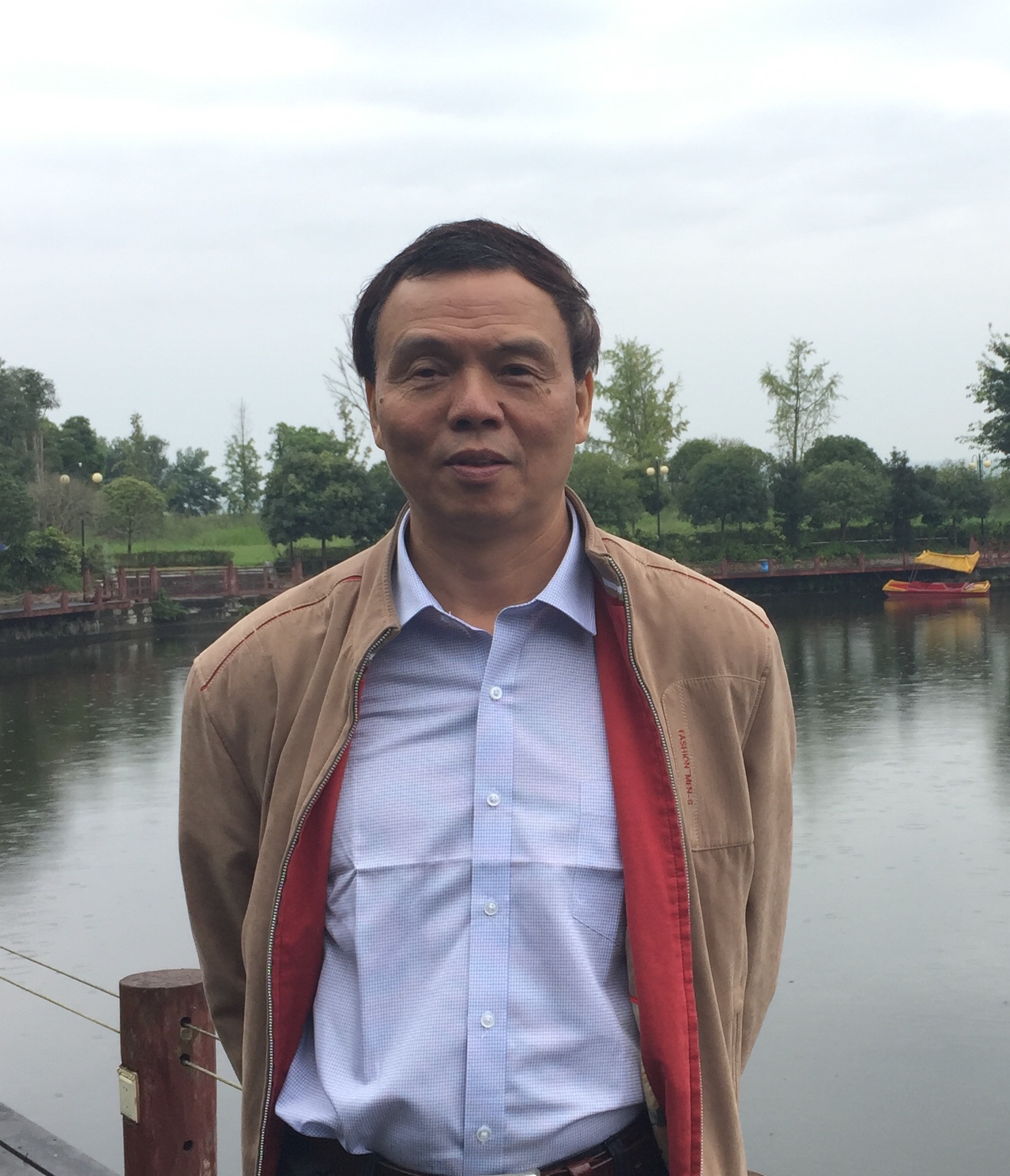 优秀学子——蔡伟